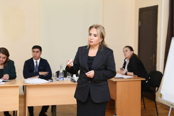 “Diferensial tədris” layihəsinə qoşulan məktəblərdə görüşlərdən&nbsp; - FOTOLAR