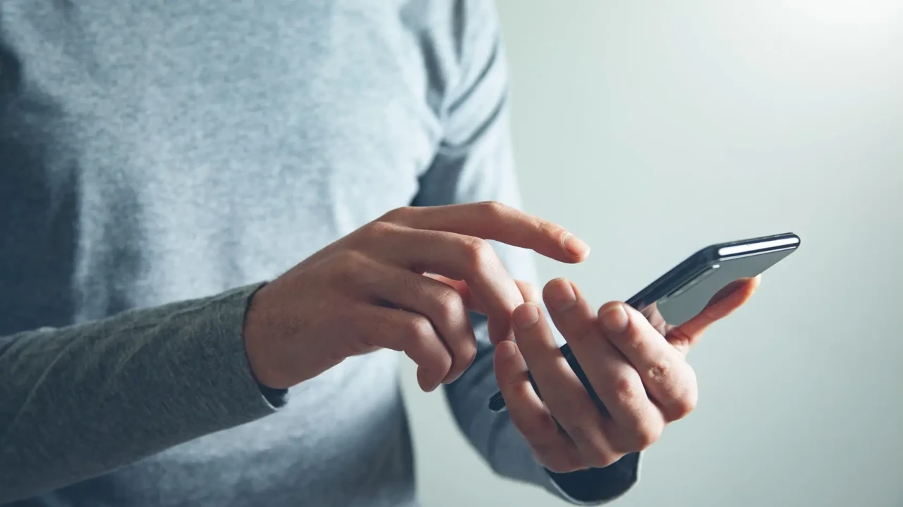 &nbsp;Azərbaycana gətirilən telefonlara bu qədər vergi tətbiq ediləcək