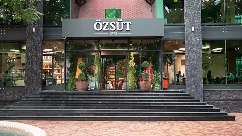Milyonlarla manat borca düşən “Özsüt”ün rəhbəri işdən çıxarıldı