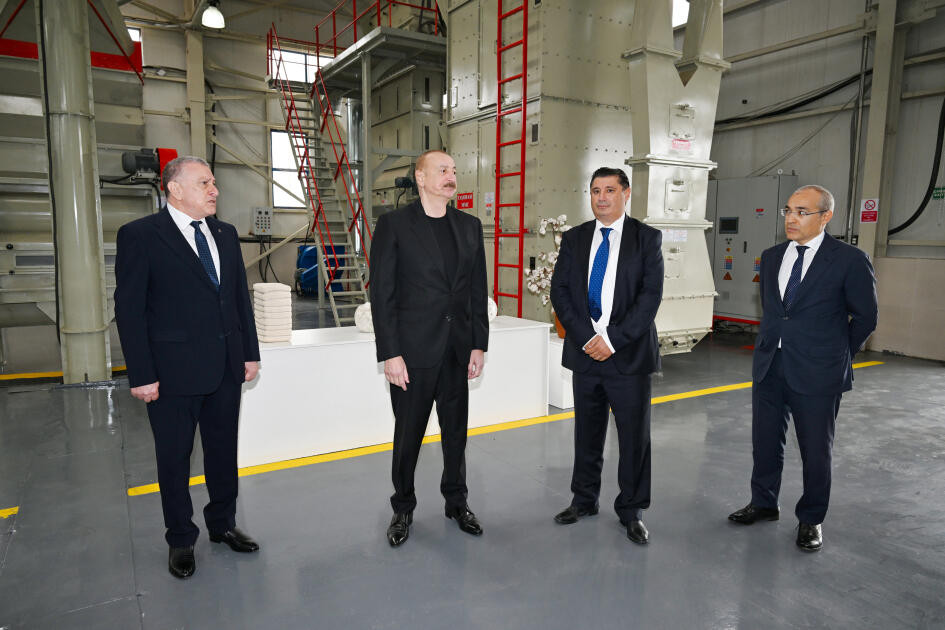 Prezident pambıq emalı zavodunun açılışında - FOTOLAR