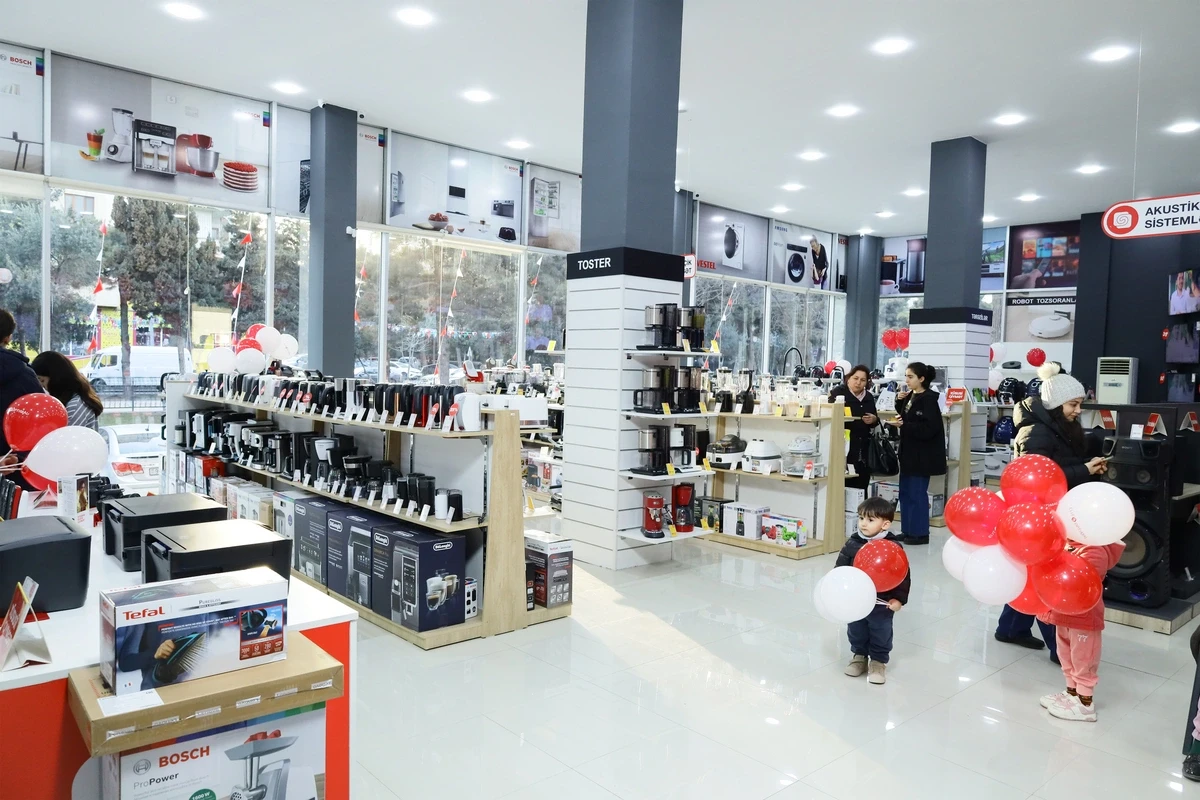 Bakıda məşhur mağazadan 21 minlik \"iPhone\" oğurlandı