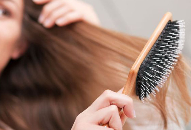 Kəpəkdən həmişəlik xilas olmağın yolu - 2 təsirli üsul