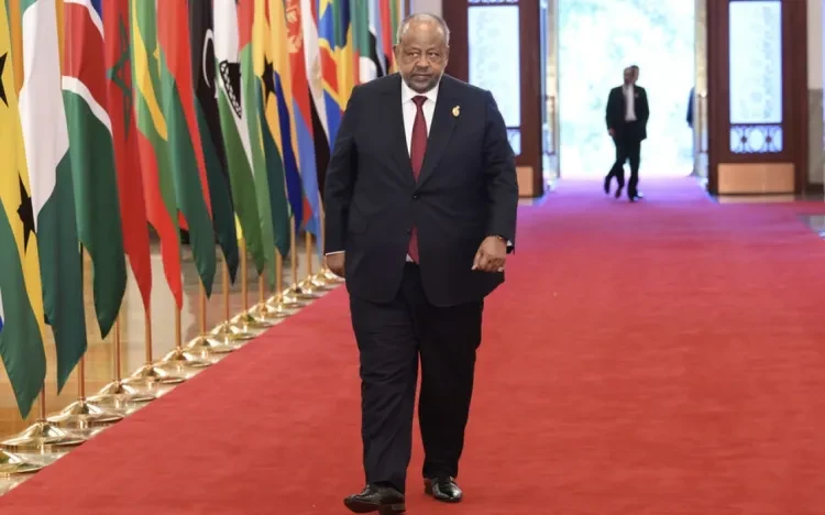 Bu ölkədə prezident olmaq üçün yaş həddi ləğv edildi