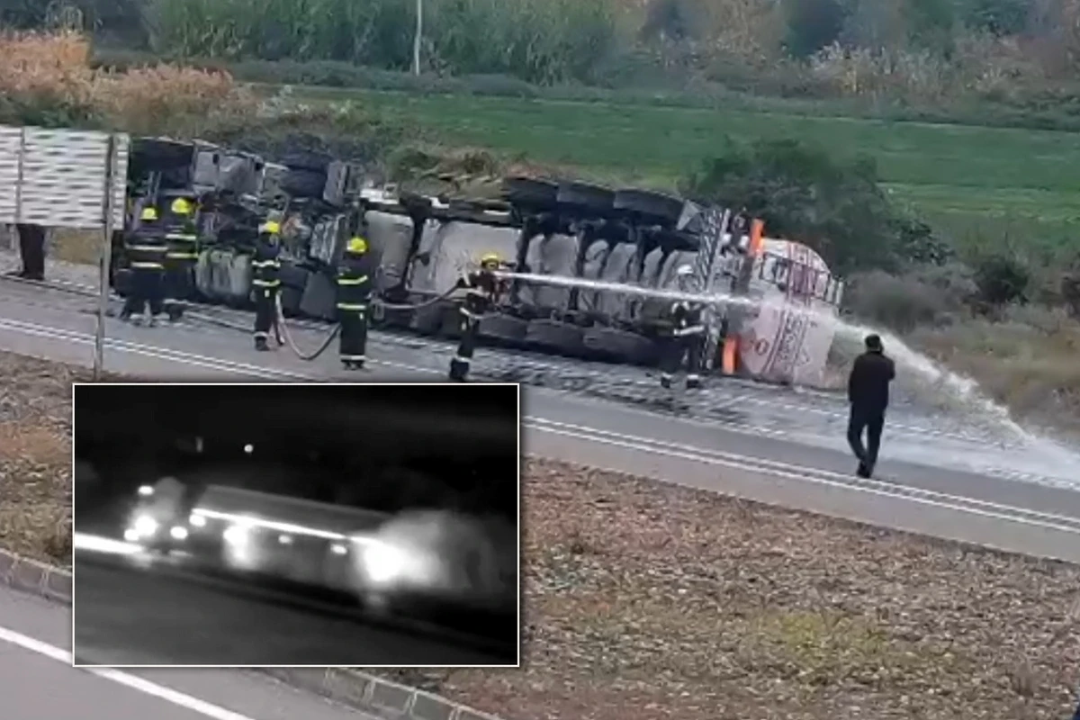 Bakı-Qazax yolunda yük maşını aşdı - Yanğın oldu