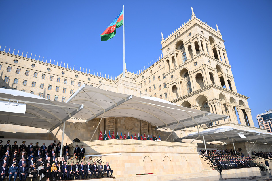 \"Hərbi paradda Türkiyə hərbçilərinin iştirakı birliyimizin növbəti təzahürüdür\" - VİDEO