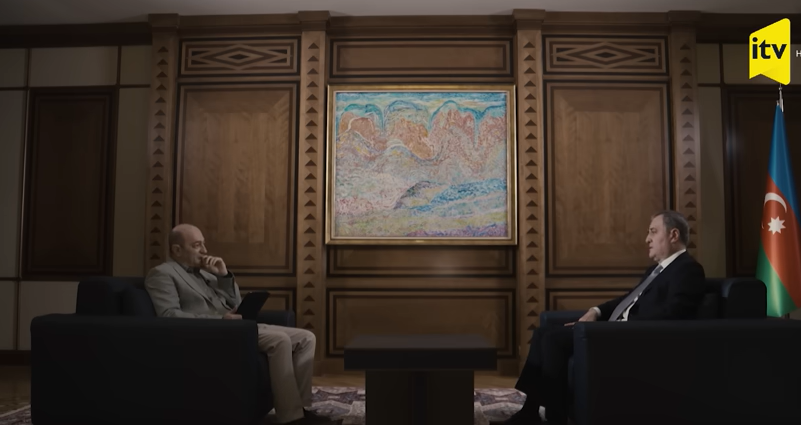 \"Makron zəng edib Azərbaycanı təhdid edirdi\" - Nazir sirləri açdı