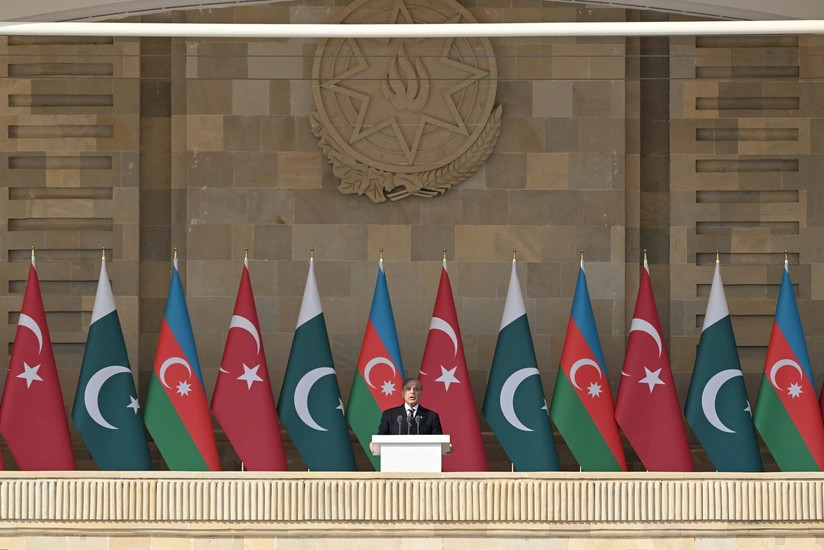 \"İlham Əliyev bacarıqlı diplomatiya sayəsində sülhü qazandı\" - Şahbaz Şərif