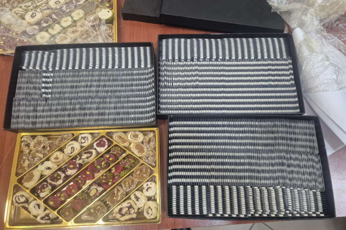 Şirniyyat qutularında gizlədilən dərmanlar aşkar edildi - FOTO