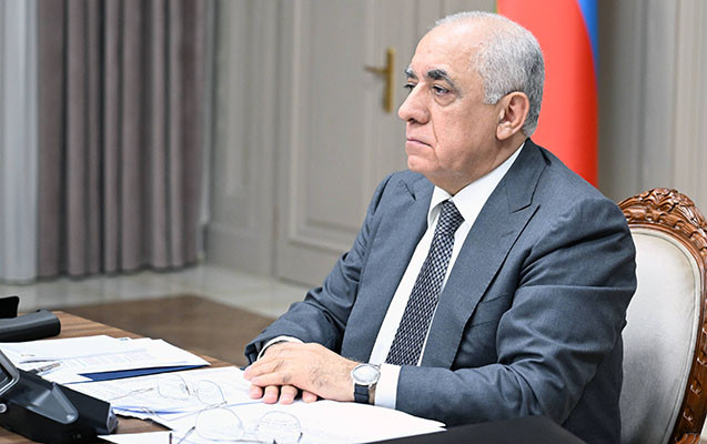 Əli Əsədov Gürcüstanın baş naziri ilə əlaqə saxladı