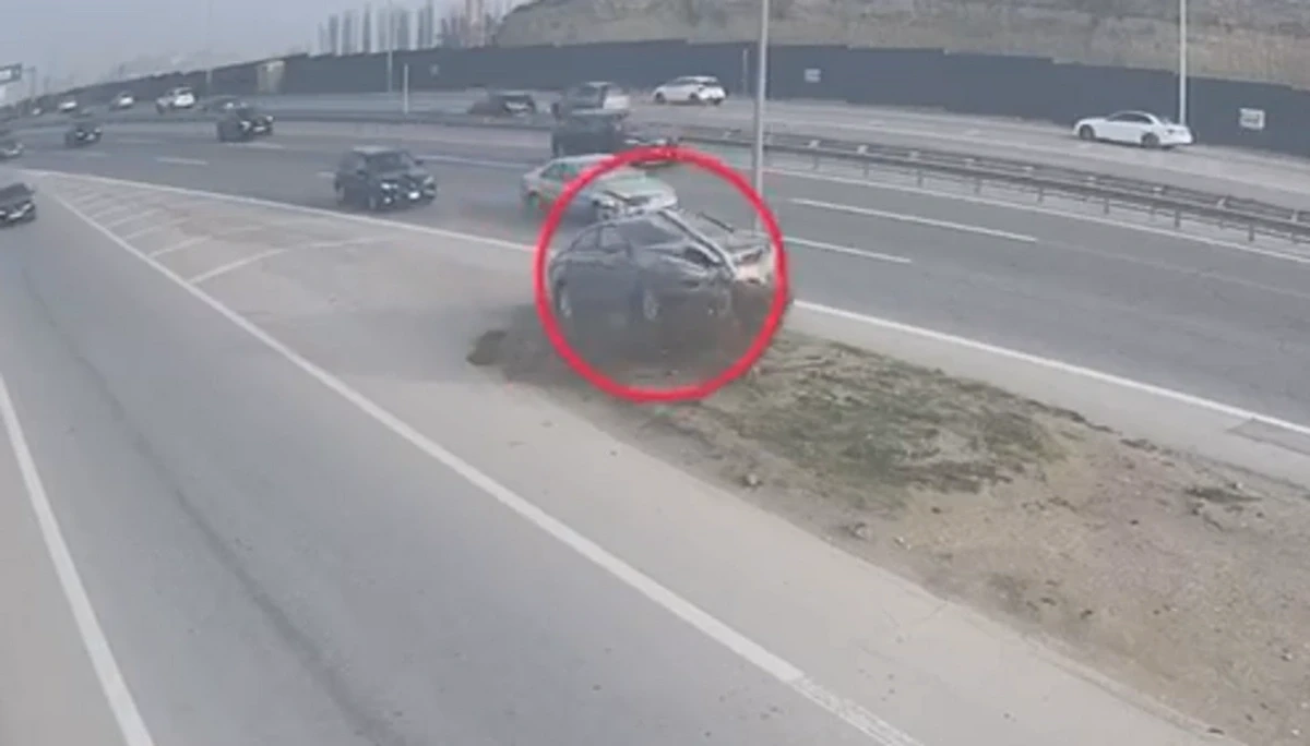 Səhv manevr və yüksək sürət qəzaya səbəb oldu - ANBAAN VİDEO