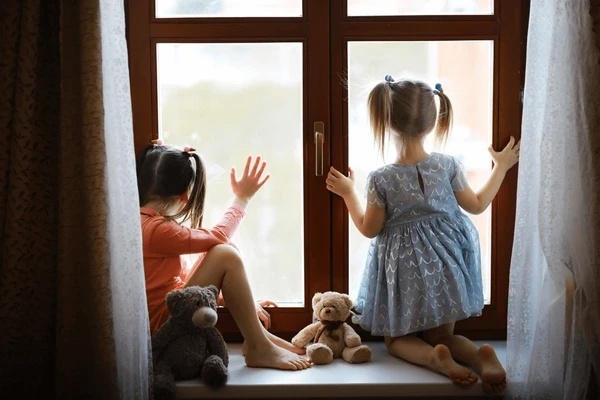 “Uşaqlarınızı nəzarətsiz qoymayın” - Nazirlikdən MÜRACİƏT