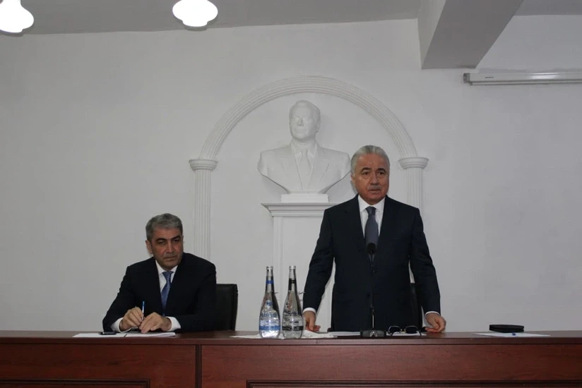 Daha bir başçı kollektivə təqdim edildi - FOTO