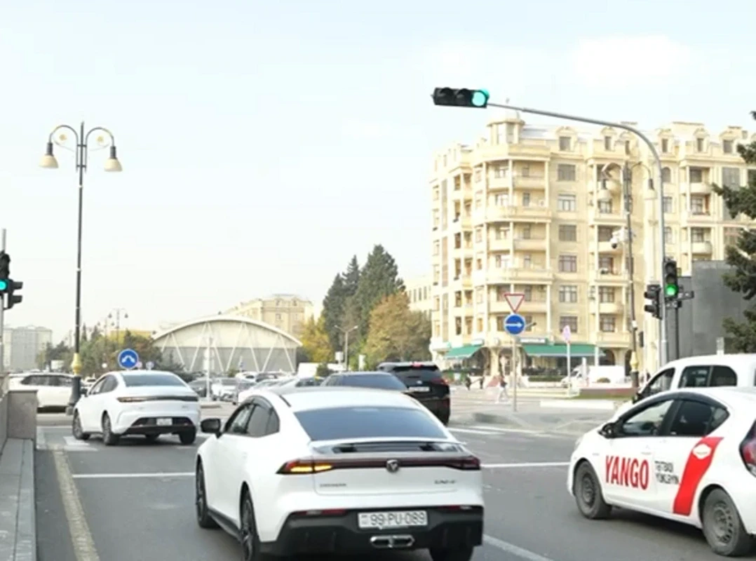 Bakıda bu prospektdə hərəkətin təşkili dəyişdirildi - VİDEO