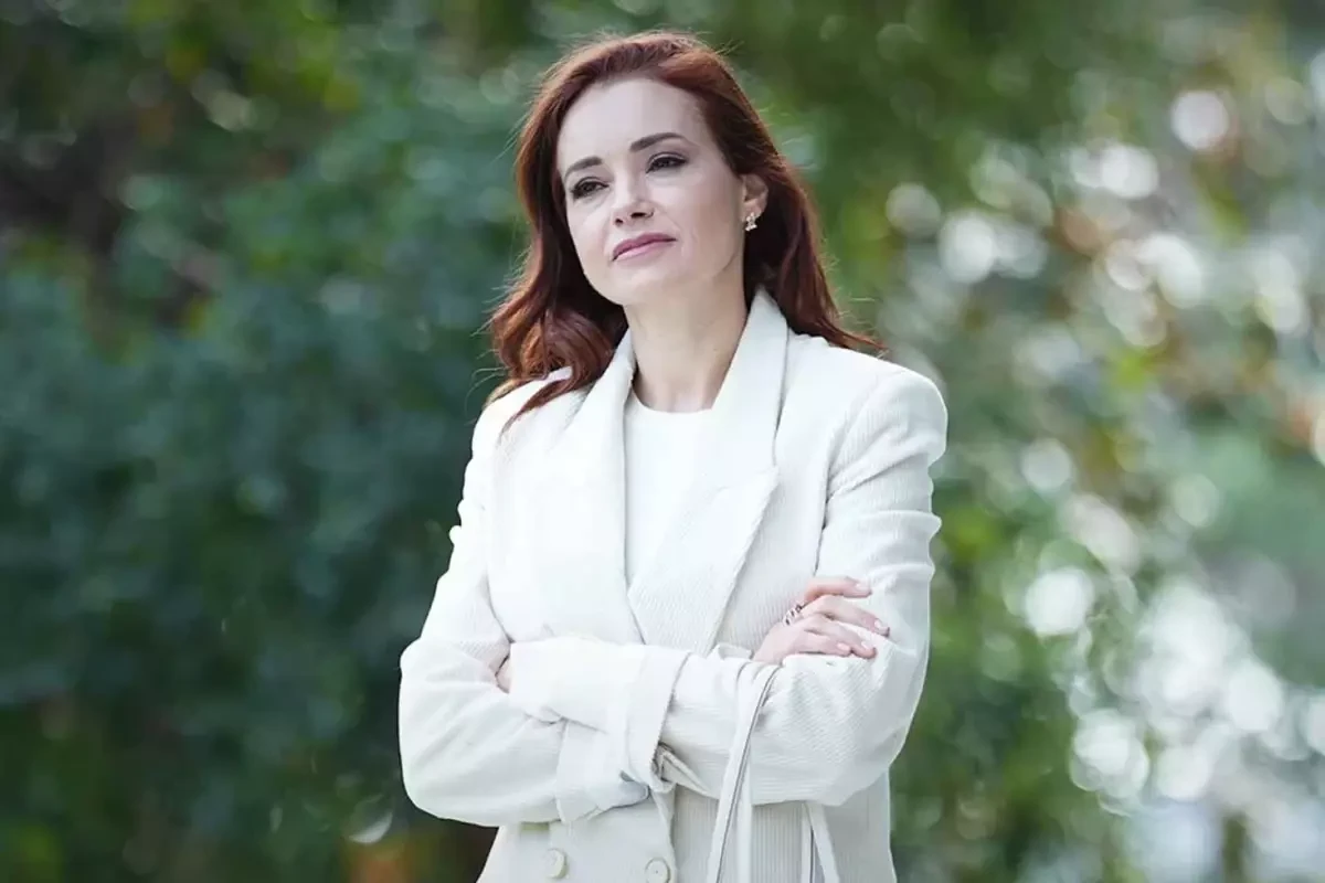 Ölümdən dönən aktrisa yaşadıqlarından danışdı - 10-15 dəqiqə...