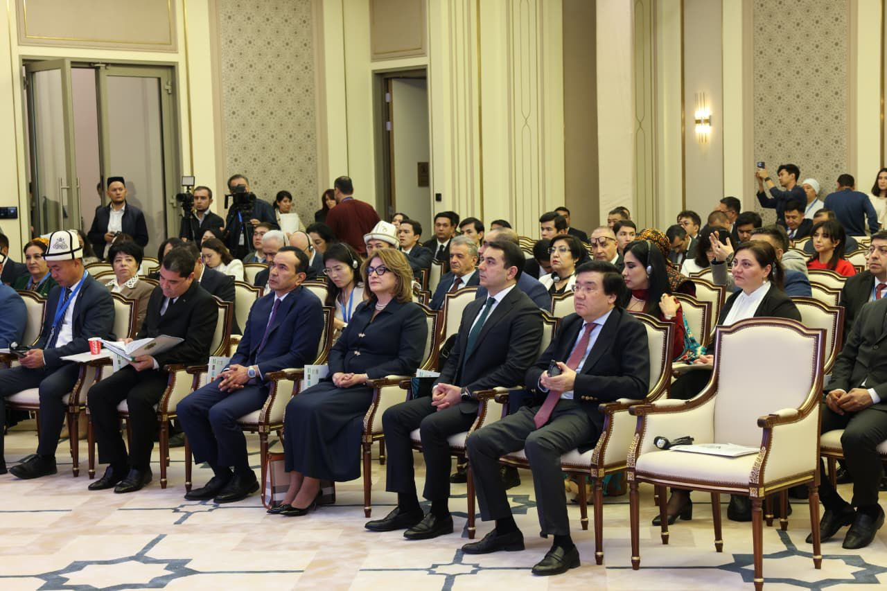 Adil Kərimli beynəlxalq konqresdə iştirak edir - Fotolar