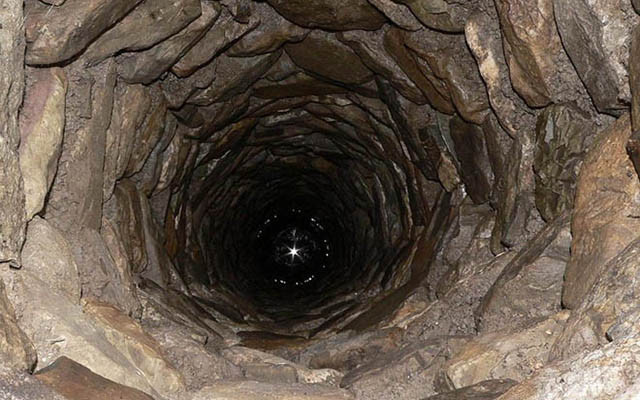 Bərdədə faciə - Üç yaşlı uşaq quyuya düşərək öldü