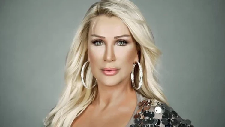 Seda Sayan gəlinini verilişə çağırdı - FOTO