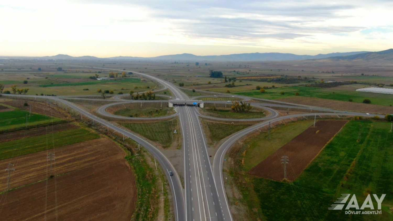 Gürcüstan sərhədinə gedən yolun yenidən qurulması tamamlanır - FOTO