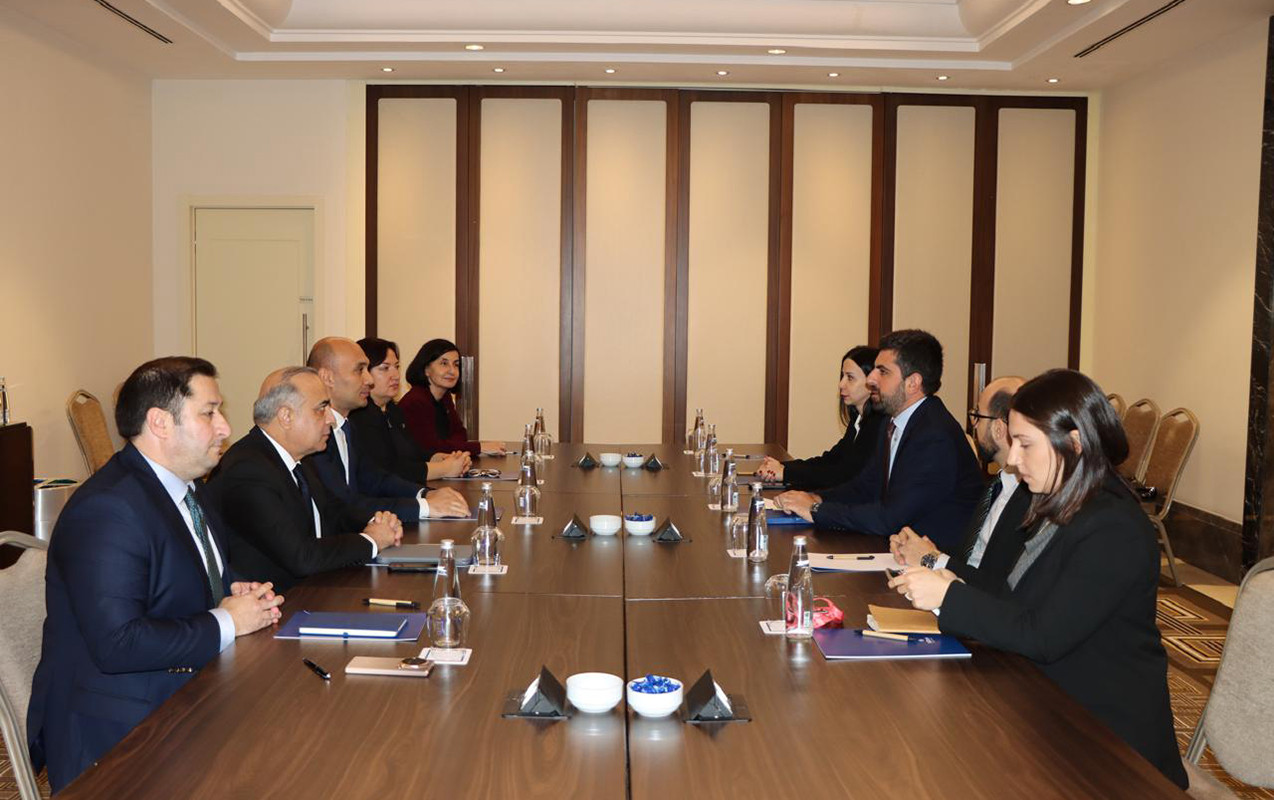 Azərbaycan və Ermənistanın parlament nümayəndələri görüşdü&nbsp;