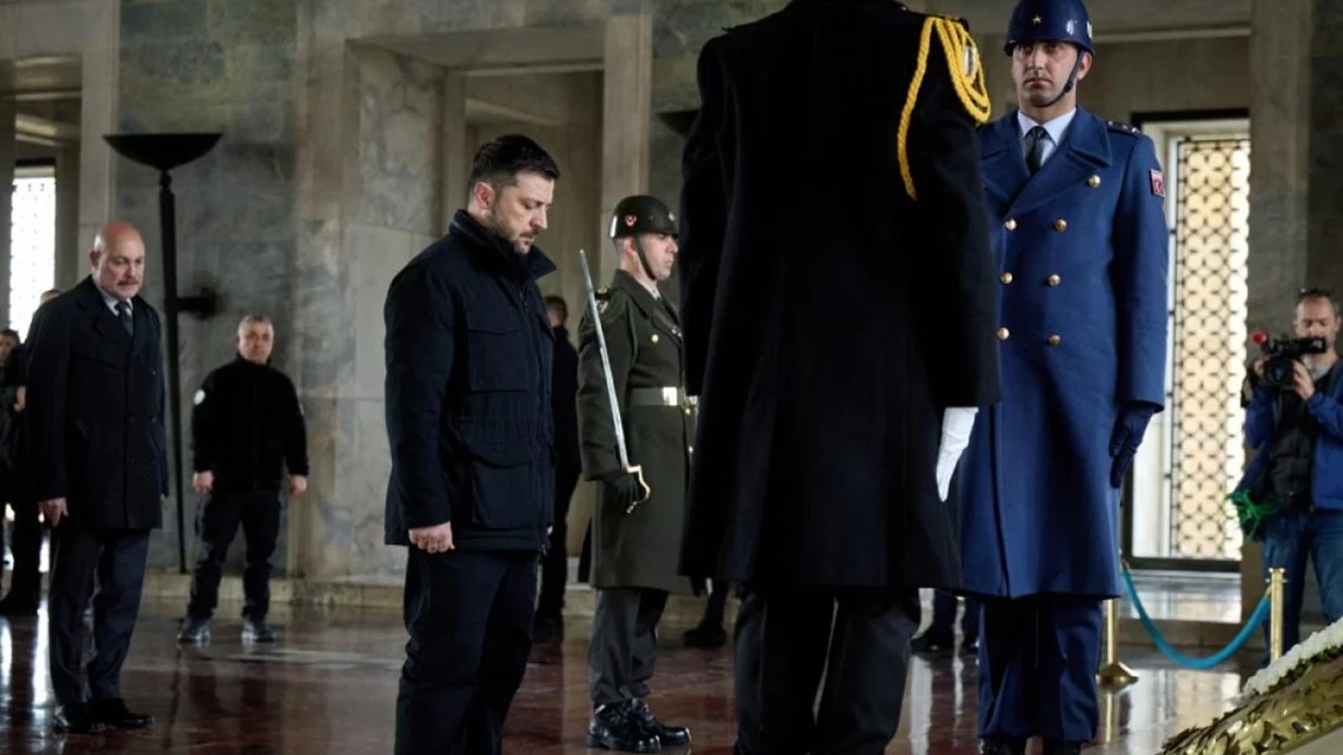 Zelenski Atatürkün məzarını ziyarət etdi