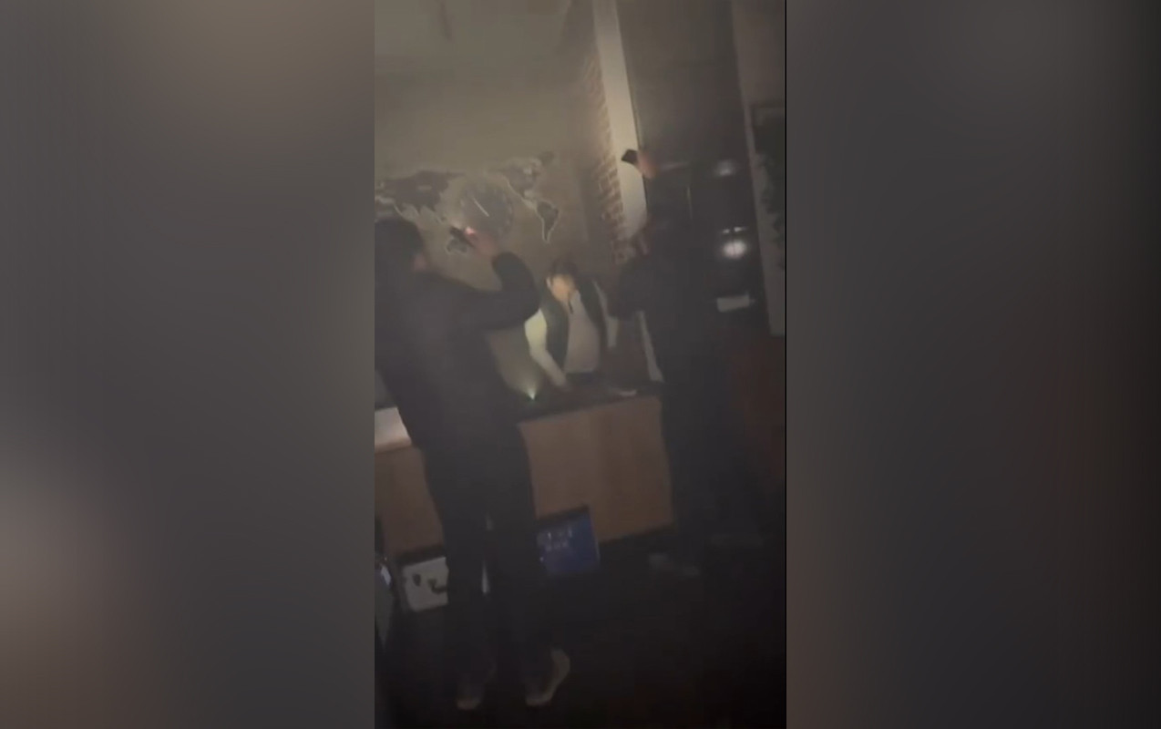 “Yanğın zamanı bağlı olan qapı təxliyə üçün olmayıb” - Rəsmi