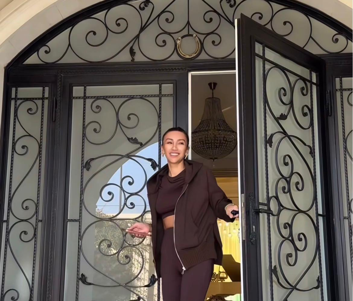 Röya Ayxanın dəbdəbəli evi - VİDEO