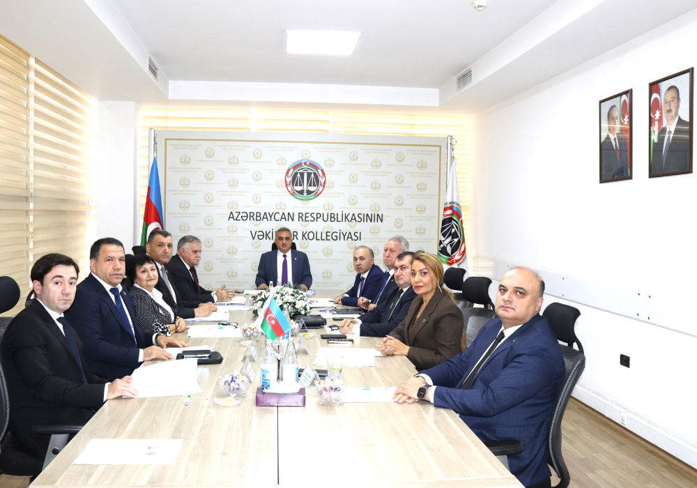 Vəkillər Kollegiyası Rəyasət Heyətinin növbəti iclası keçirildi - Fotolar