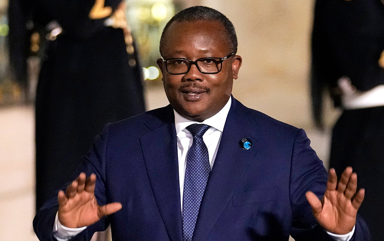 Qvineya-Bissauda çevriliş oldu - Prezident həbs edildi