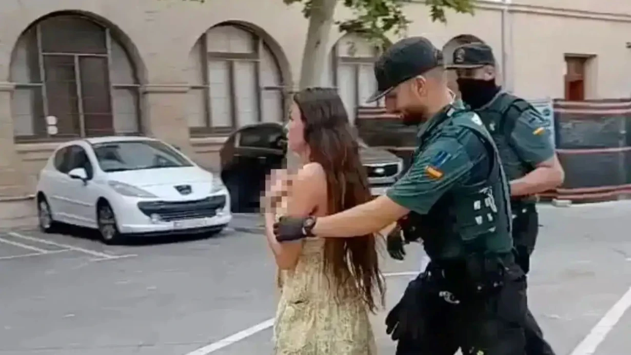 Qadın 18 yaşlı oğlana təcavüz etdi - İspaniyada şok hadisə