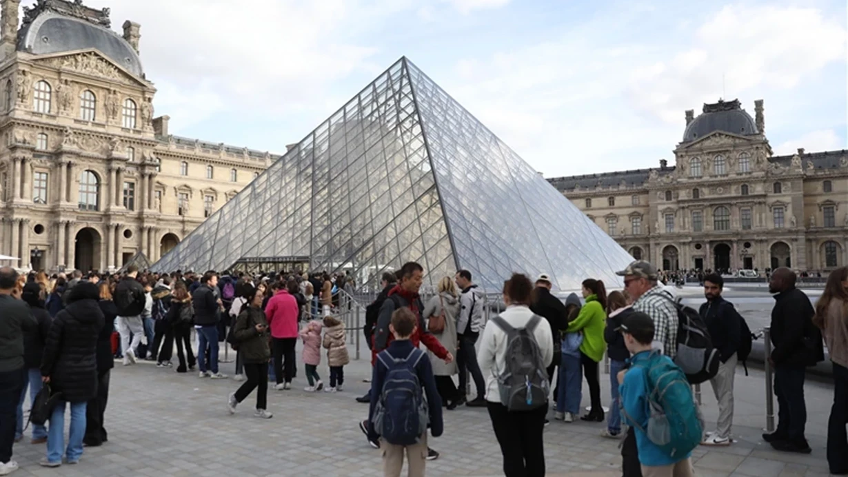 Luvrda bu turistlər üçün 45 faiz qiymət artımı edildi