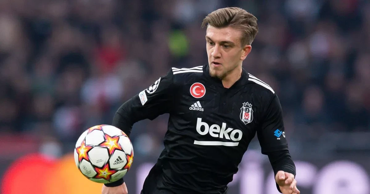 “Beşiktaş”ın futbolçusu sıradan çıxdı