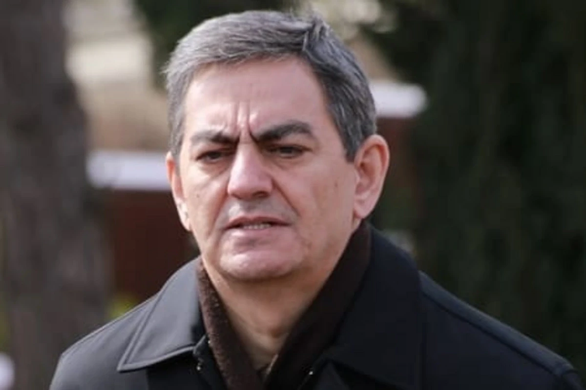 Əli Kərimlinin evindən Ramiz Mehdiyevin məktubunun ilkin variantı tapıldı