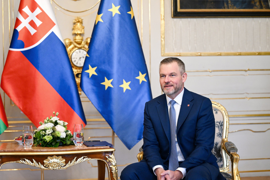 Slovakiya Prezidenti Azərbaycana rəsmi səfərə dəvət olundu