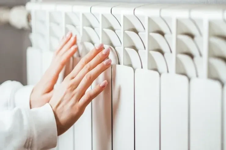 Evdə olmayanda isitmə sistemini söndürməliyik? - Faydalı məsləhətlər