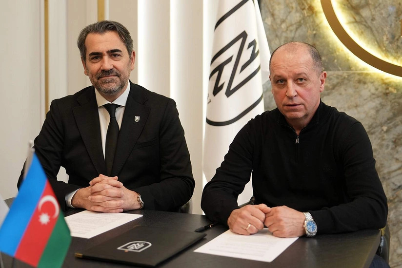 \"Neftçi\" yeni baş məşqçisini açıqladı