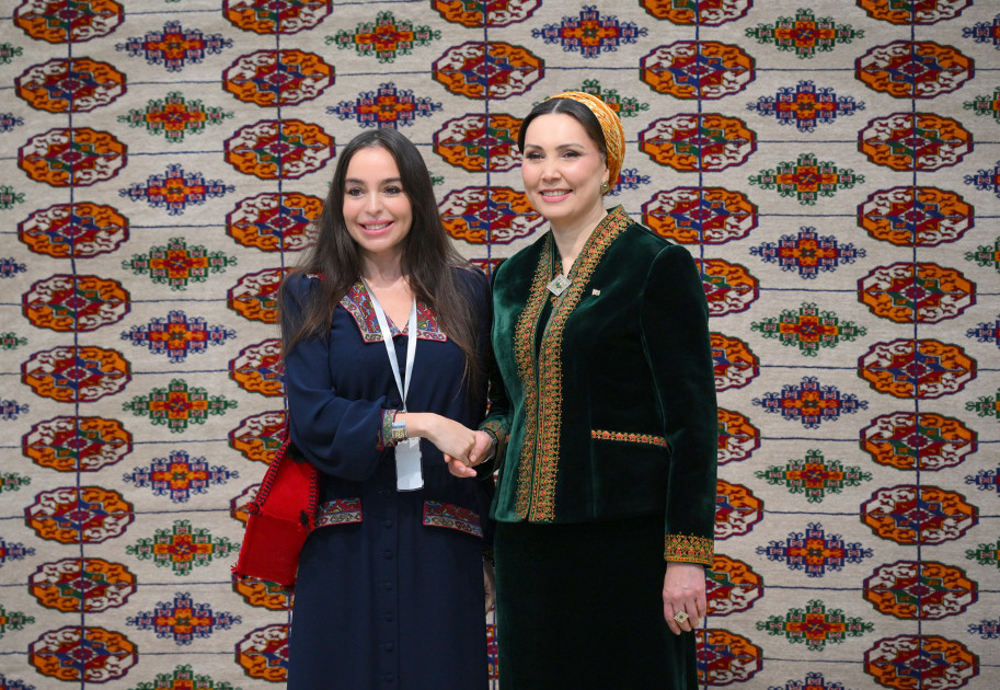 Leyla Əliyeva Türkmənistanda beynəlxalq konfransda - FOTOLAR