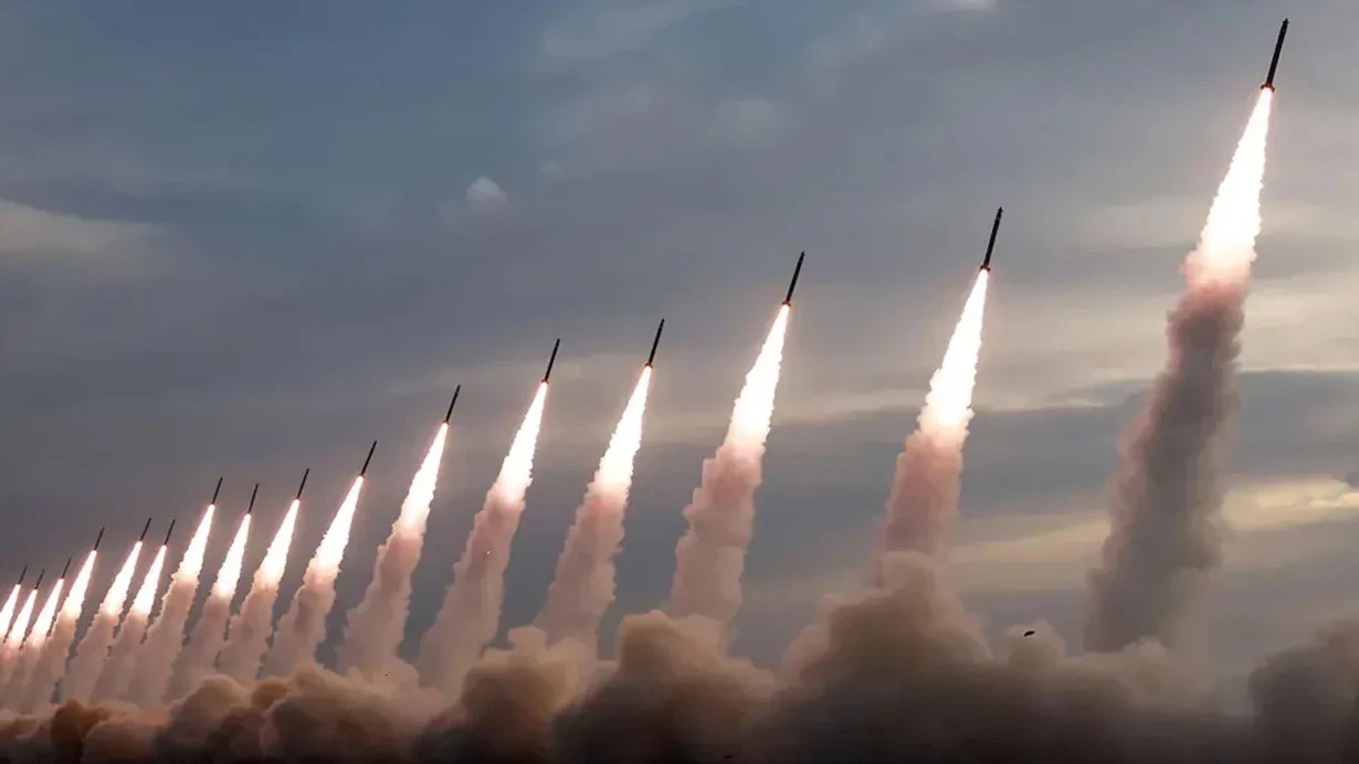 Sarı dənizdə gərginlik - Raketlər ard-arda atıldı