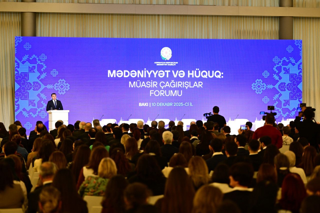 \"Mədəniyyət və hüquq: müasir çağırışlar” mövzusunda forum keçirilir - FOTOLAR