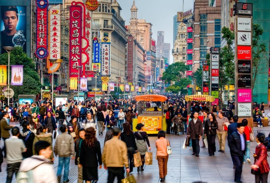 Çində şok hadisə - Qulağını illərlə ayağında gəzdirdi / FOTO