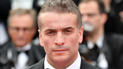 Xəstəxanaya yerləşdirilən məşhur aktyordan ilk paylaşım - FOTO