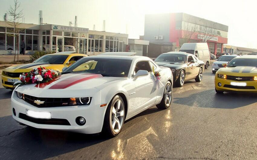 Toy karvanında avtoxuliqanlıq edənlər həbs olundular - VİDEO