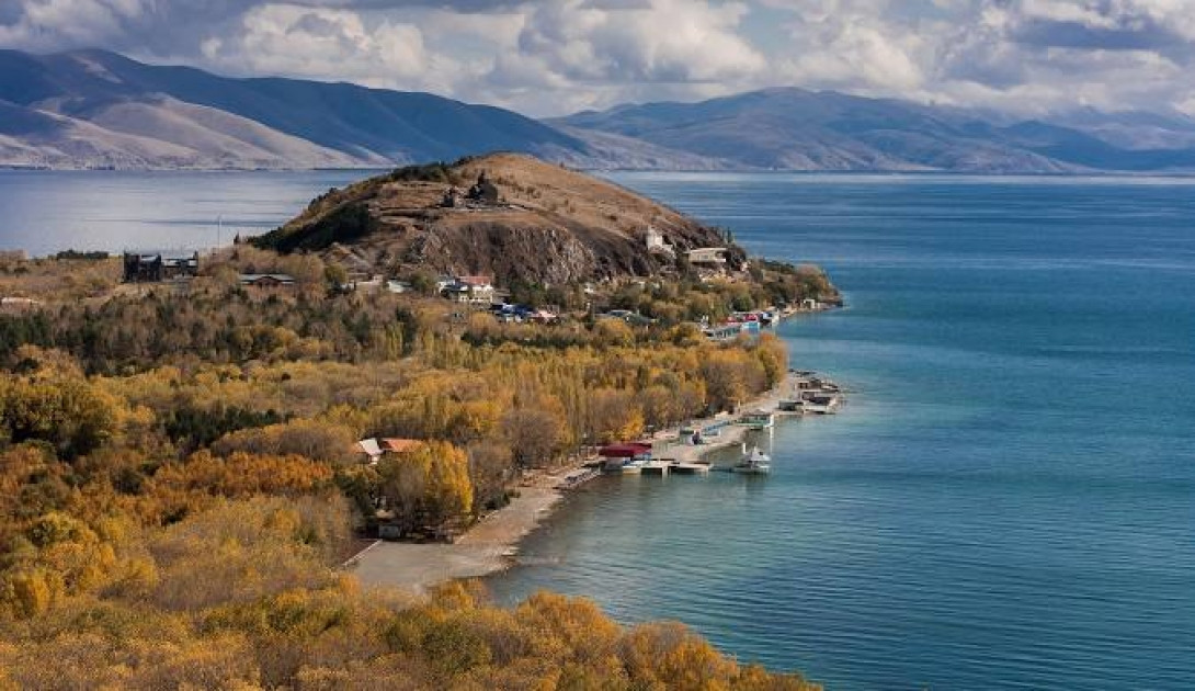 Göyçə gölündən eksklüziv görüntülər -&nbsp;VİDEO&nbsp;