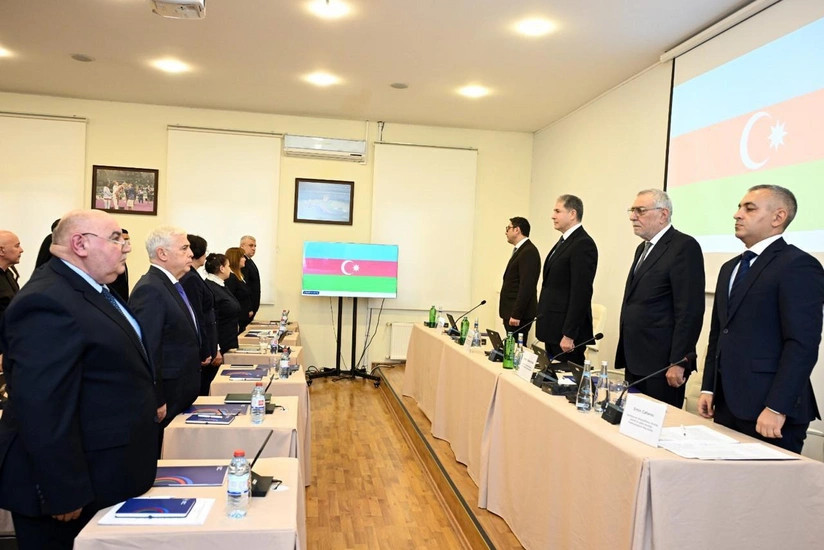 Vilayət Eyvazov yenidən Atıcılıq Federasiyasının prezidenti seçildi