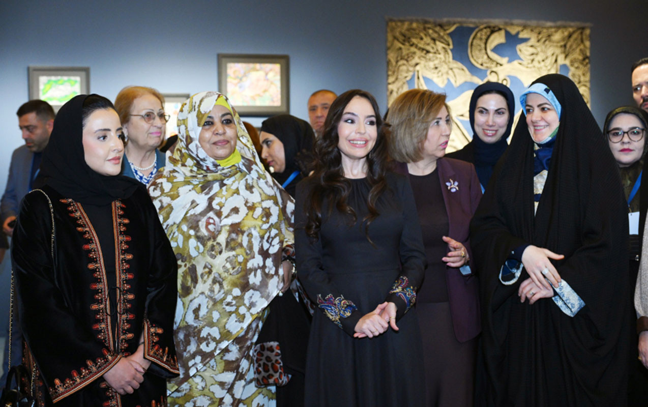 Leyla Əliyeva “Mənim dənizlərim, mənim okeanlarım” sərgisində - FOTOLAR