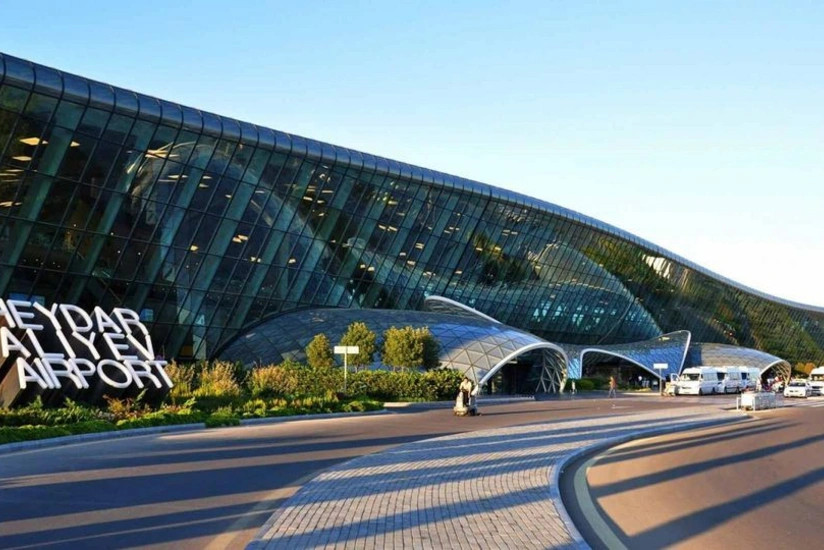 Bu şirkətlərin təyyarələri Bakı aeroportuna məcburi eniş etdi