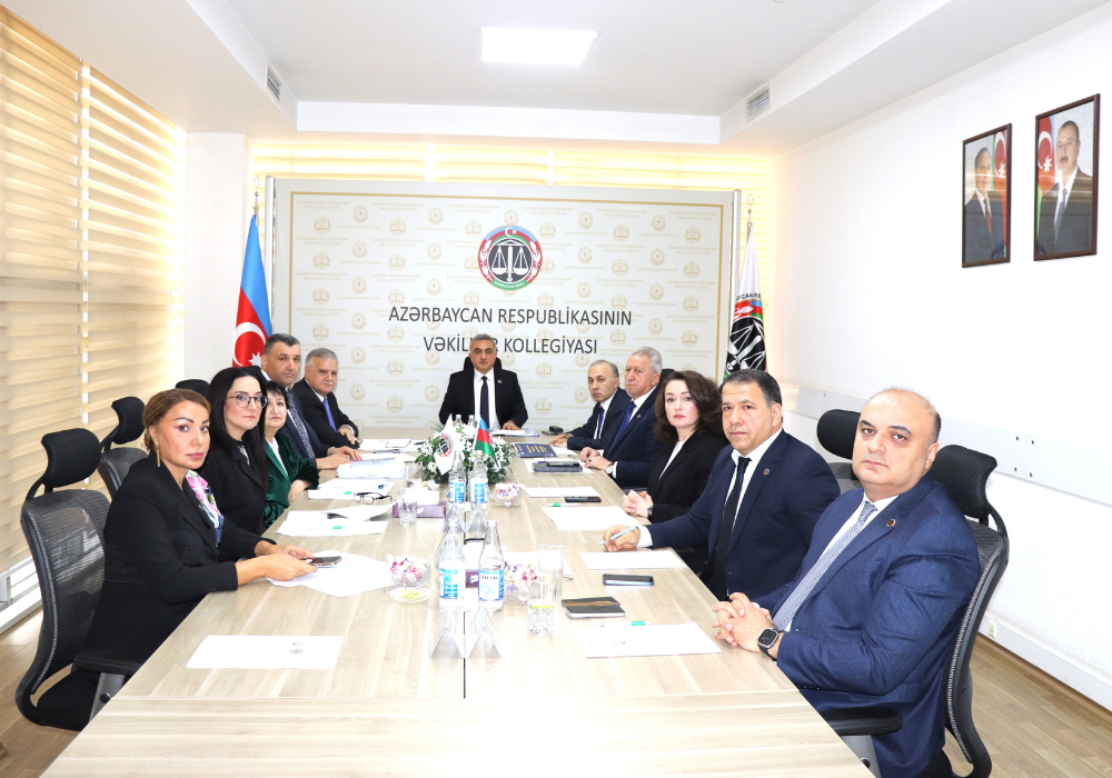 &nbsp;3 vəkilə xəbərdarlıq edildi - 1 vəkil cərimələndi