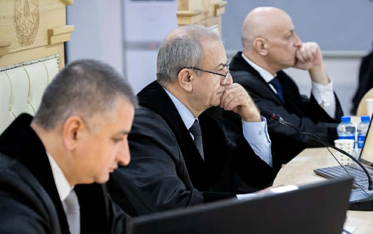 Arayikgilin işində son mərhələ - Hakimlər müşavirədədir