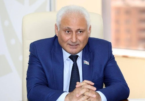 \"Tarixi zəfərin gələcək nəsillərə ötürülməsi olduqca vacibdir\" - Hikmət Babaoğlu