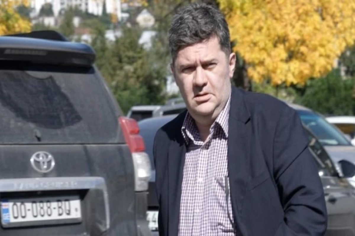 Gürcüstanın sabiq müdafiə nazirinə qarşı ittiham irəli sürüldü