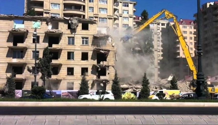Bakıda qəzalı binaların sökülməsi BU TARİXDƏ yekunlaşacaq - VİDEO&nbsp;